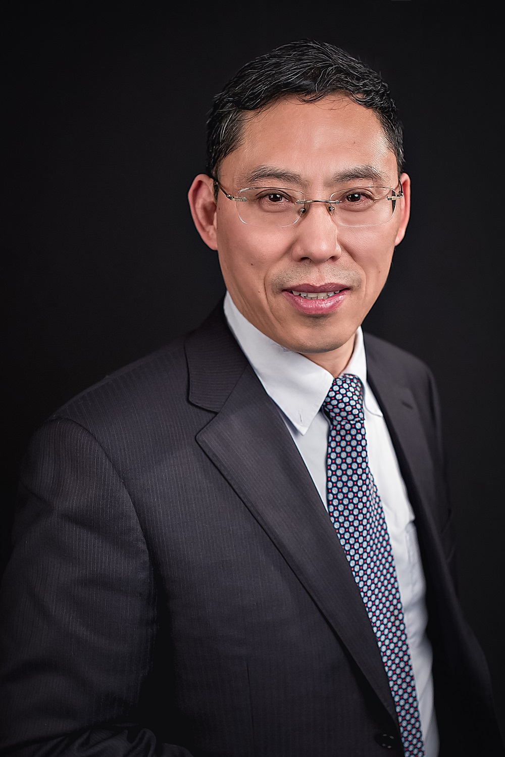 杜龙泉（合伙人、总裁）